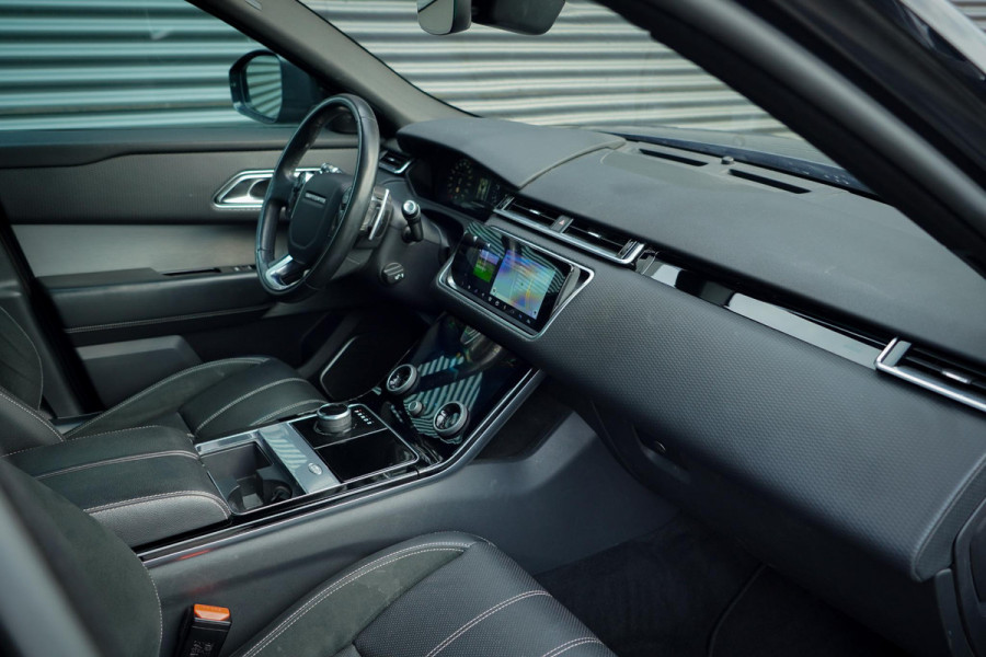 Land Rover Range Rover Velar 2.0 Turbo AWD R-Dynamic SE / Pano / Leder