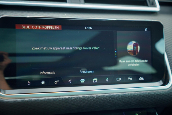 Land Rover Range Rover Velar 2.0 Turbo AWD R-Dynamic SE / Pano / Leder