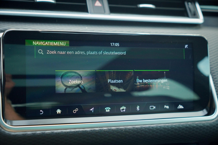 Land Rover Range Rover Velar 2.0 Turbo AWD R-Dynamic SE / Pano / Leder