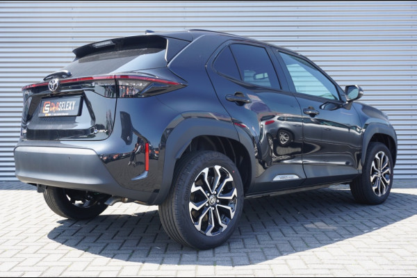 Toyota Yaris Cross 1.5 Hybr 130 Pk Teamplayer NIEUW | 15 JR GARANTIE | WINTERPACK |