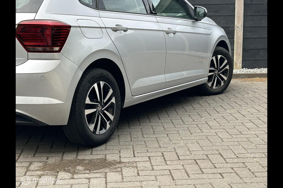 Volkswagen Polo 1.0 TSI 95 PK United FM nav / carplay / LM / 52.107 KM 1e eig.