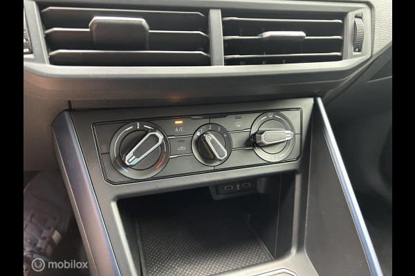 Volkswagen Polo 1.0 TSI 95 PK United FM nav / carplay / LM / 52.107 KM 1e eig.