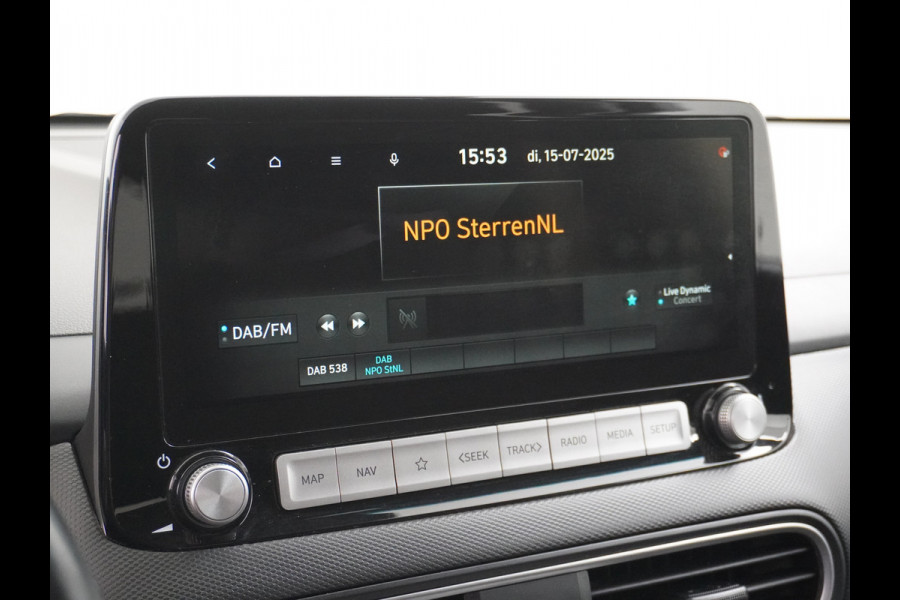 Hyundai Kona 64kWh EV AUT.204pk Krell®-Audio Grootste ACCU Adaptieve Cruise Control Camera Navi Apple Carplay Android Auto Head-Up Display Ec Led Blindspot Monitoring LaneAssist Subwoofer Voorruit verwarmbaar Bluetooth Privacy Glas Lmv 17" Fashion 1e Eigenaar Nieuwprijs €44.210,-