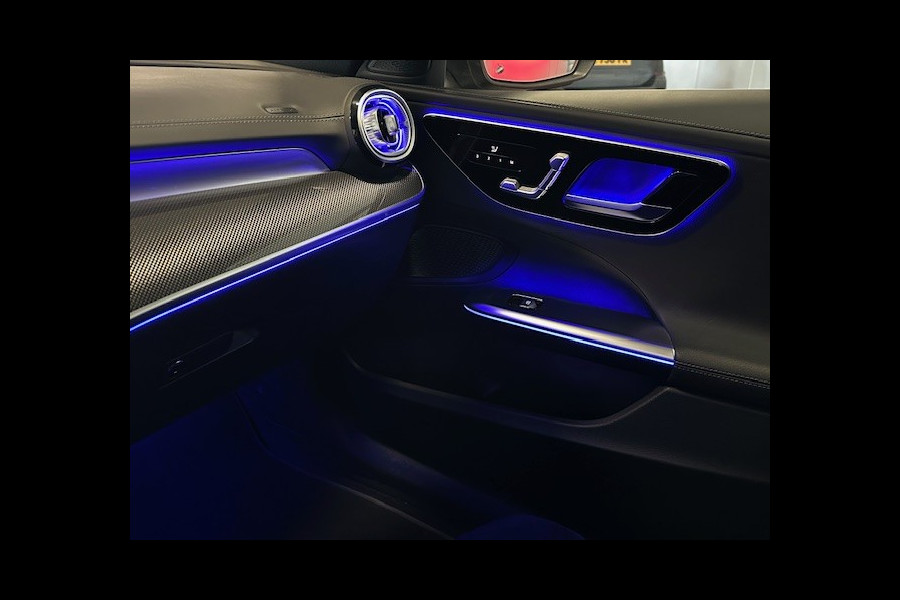Mercedes-Benz C-Klasse 220D AMG STYLING-MEMORY-DISTRONIC-360 CAMERA-TREKHAAK-COMPLEET
