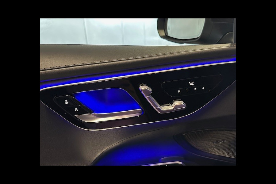 Mercedes-Benz C-Klasse 220D AMG STYLING-MEMORY-DISTRONIC-360 CAMERA-TREKHAAK-COMPLEET