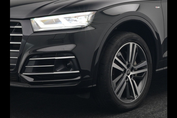 Audi Q5 55 TFSI e Quattro S Line Plug In Hybrid 367pk PHEV | Adaptive Cruise | Alcantara Sportstoelen Massage | 20"L.M | Keyless | DAB | Navi | Stoelverwarming | El. Achterklep |