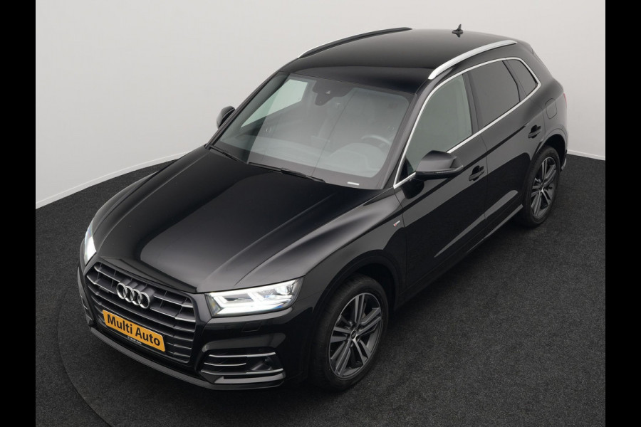 Audi Q5 55 TFSI e Quattro S Line Plug In Hybrid 367pk PHEV | Adaptive Cruise | Alcantara Sportstoelen Massage | 20"L.M | Keyless | DAB | Navi | Stoelverwarming | El. Achterklep |