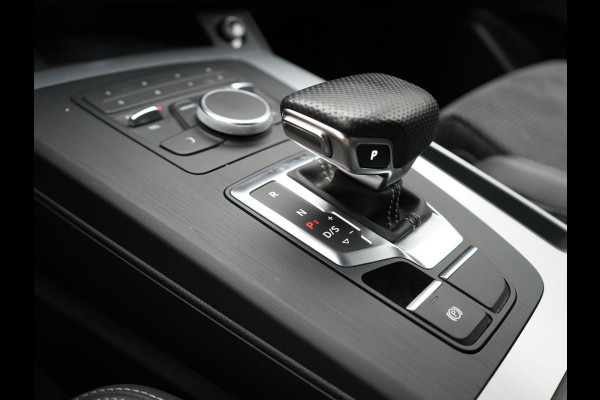Audi Q5 55 TFSI e Quattro S Line Plug In Hybrid 367pk PHEV | Adaptive Cruise | Alcantara Sportstoelen Massage | 20"L.M | Keyless | DAB | Navi | Stoelverwarming | El. Achterklep |