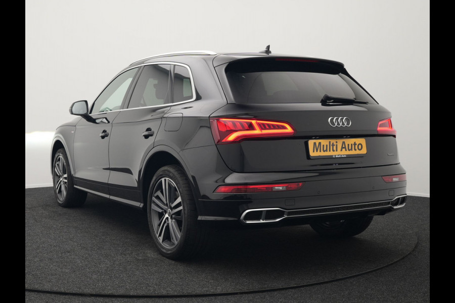 Audi Q5 55 TFSI e Quattro S Line Plug In Hybrid 367pk PHEV | Adaptive Cruise | Alcantara Sportstoelen Massage | 20"L.M | Keyless | DAB | Navi | Stoelverwarming | El. Achterklep |