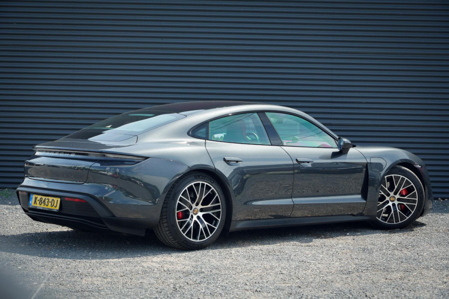 Porsche Taycan 4S Performance 84 kWh / Pano / 4Wiel Sturing / Bose / ACC / Incl BTW