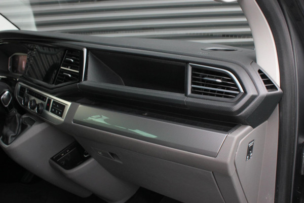 Volkswagen Transporter 2.0 TDI L2H1 30 DC CARAVELLE 199PK LEIGHTONVANS BODYKIT / FULL OPTIONS / LEDEREN BEKLEDING / APPLE CARPLAY