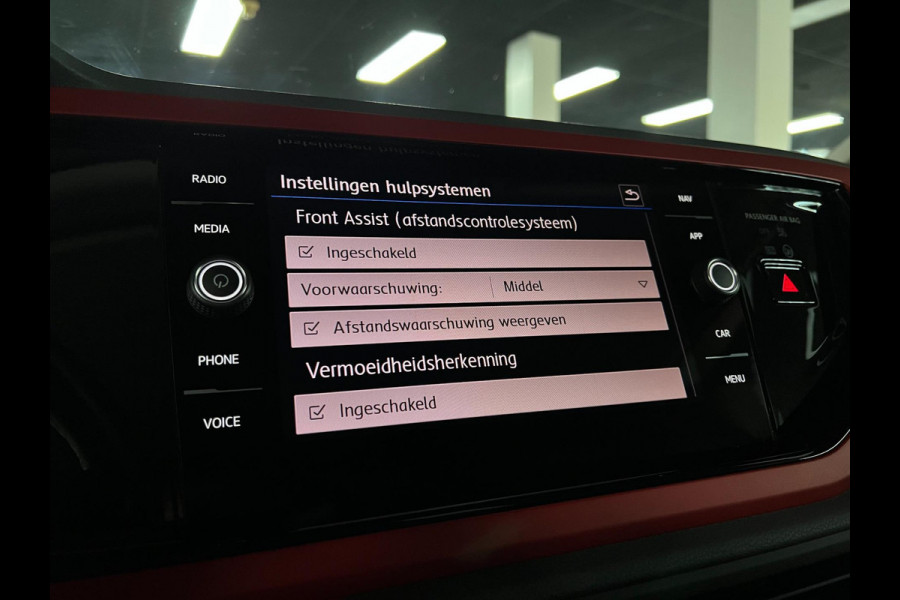 Volkswagen Polo 1.0 Beats | Carplay | Stoelverwarming | Navi