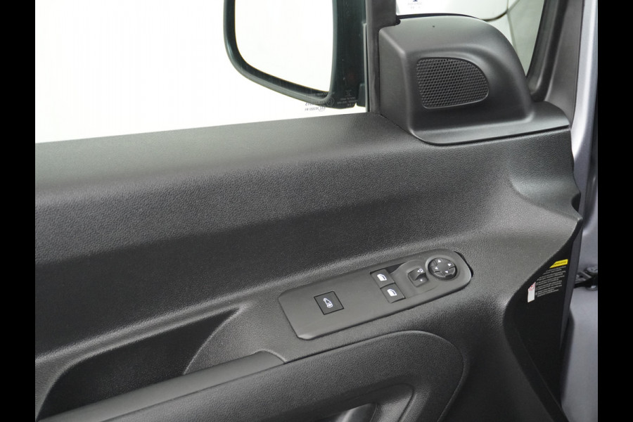 Opel Combo 1.5D 102PK L1H1 Innovation Leder Apple Carplay Android Auto Cruise Control Stoel+Stuurverwarming Navi* DAB+ Pdc Achterklep Schuifdeur Led Regen-Lichtsensor Bluetooth Laden-Kasten inbouw 1e Eigenaar Euro 6
