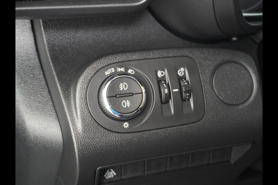 Opel Combo 1.5D 102PK L1H1 Innovation Leder Apple Carplay Android Auto Cruise Control Stoel+Stuurverwarming Navi* DAB+ Pdc Achterklep Schuifdeur Led Regen-Lichtsensor Bluetooth Laden-Kasten inbouw 1e Eigenaar Euro 6