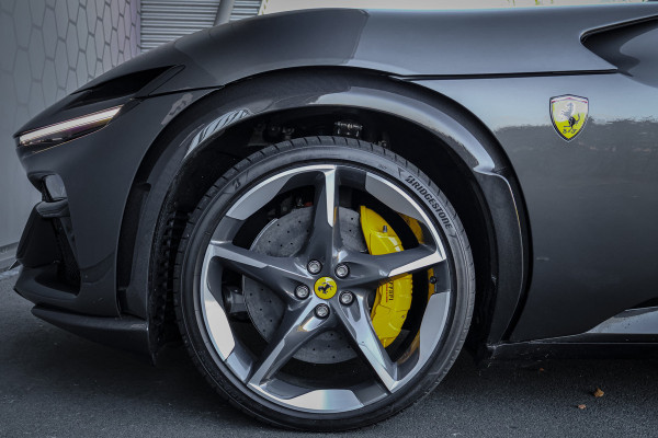 Ferrari Purosangue 6.5 V12 | NEW | 135K OPTIONS | CARBON WHEELHOUSE, R+F DIFFUSERS, UNDERDOOR, MIRRORS, DOORPANELS, KICKPLATE, CENTRE CONSOLE, FRON MASSAGE REAR SEATS | FULL LEATHER PACK | DIGITAL REAR VIEW CAMERA | PRIVACY GLASS | REAR SEATS COOLED/HEATED | BURMESTER HIGH END AUDIO | ACTIVE MATRIX LED HEADLIGHTS | VAT REF. |
