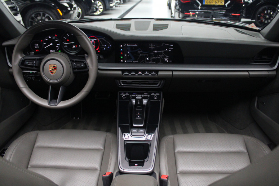 Porsche 911 3.0 4 Targa Leder Navi Camera Bose Climate PDC Alcantara binnenhemel (zwart) Stoelverwarming Carplay Xenon LM velgen