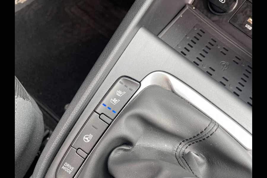 Hyundai Kona 1.0 T-GDI Premium / Navigatie / Camera