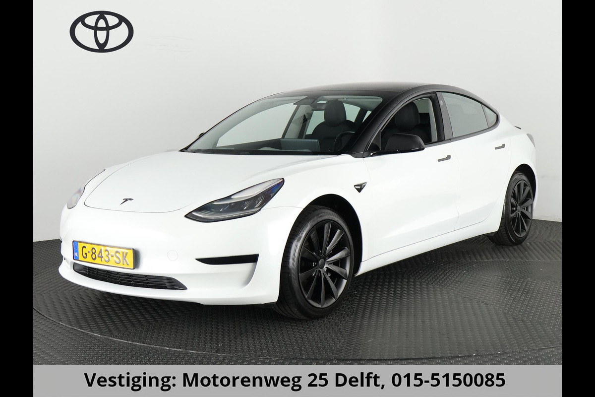 Tesla Model 3 BLACK BI-TONE PANO STD SOD ACCU 88% RWD 60 kWH LEDER.NAVI.CAMERA.AUTOPILOT, STOELVERWARMING EN NOG VEEL MEER! Tesla Model 3 BLACK BI-TONE PANO STD SOD ACCU 88% RWD 60 kWH LEDER.NAVI.CAMERA.AUTOPILOT, STOELVERWARMING EN NOG VEEL MEER!