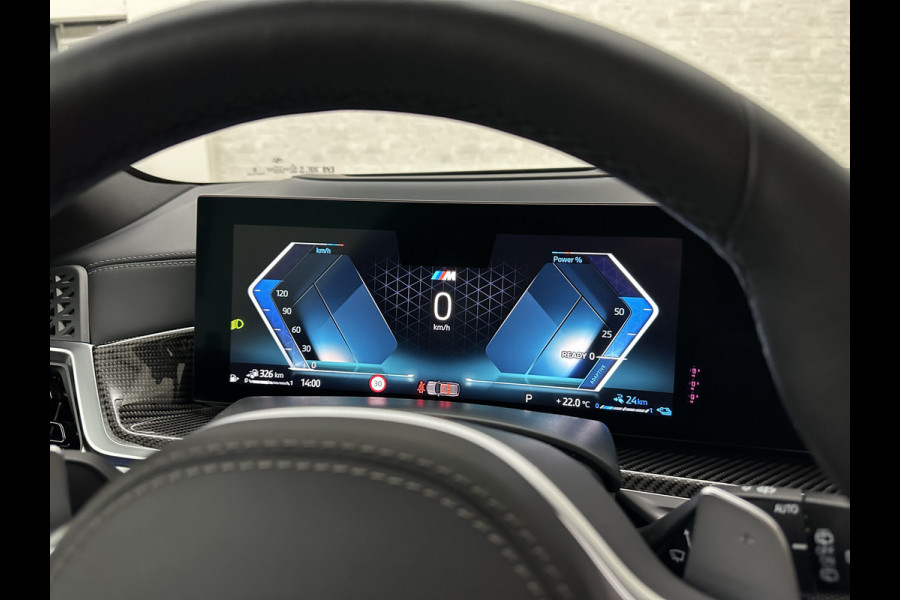 BMW X5 50e M-Performance Seats | M-Sport Pro | Sky-Lounge Pano | 360 Camera | ACC | Soft-Close | Carbon | Massage | Ventilatie | Leder-Individual | Achterasbesturing | Head-Up | 4-Zone Clima | 22 inch | 2x Memory | Trekhaak | Harman-Kardon | Beker-Clima | Stoelverwarming V+A | Stuurverwarming | M-Gordels | Parfumering | Glaspook | ISO-Glas | Zonwering |