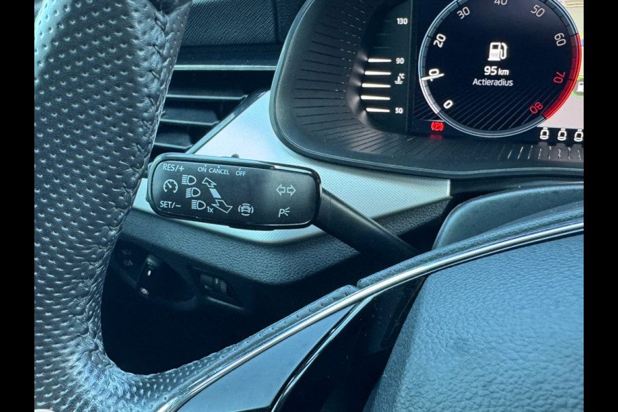 Škoda SCALA Sport Business * Cruise * Visueel Cockpit * AppleCarPlay *