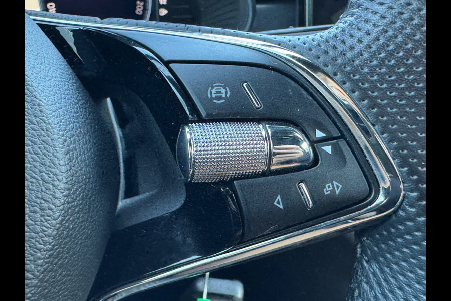 Škoda SCALA Sport Business * Cruise * Visueel Cockpit * AppleCarPlay *