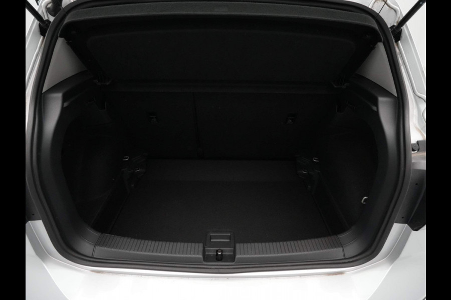 Volkswagen T-Cross 1.0 TSI 95pk Life Navigatie Pdc Clima Acc 20