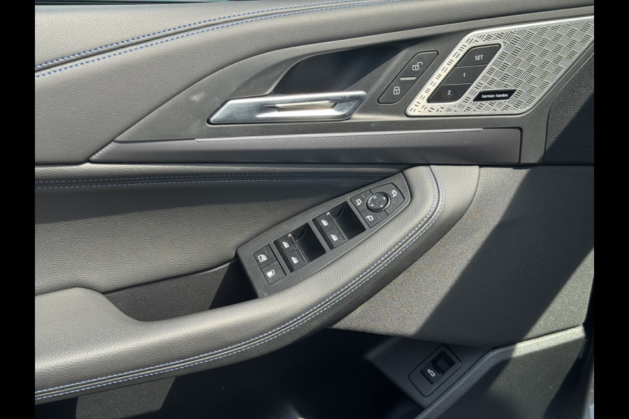 BMW 2 Serie Active Tourer 225e xDrive M pakket, Harman/Kardon, Head-Up, Trekhaak, Panoramadak, Adaptive cruise, Alle Opies!!! .Neem contact op en we maken een afspraak!