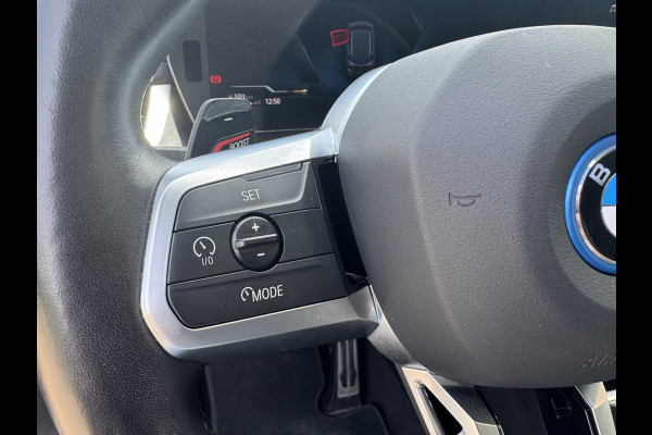 BMW 2 Serie Active Tourer 225e xDrive M pakket, Harman/Kardon, Head-Up, Trekhaak, Panoramadak, Adaptive cruise, Alle Opies!!! .Neem contact op en we maken een afspraak!