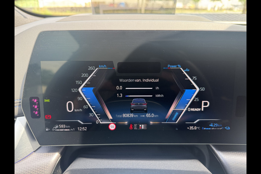 BMW 2 Serie Active Tourer 225e xDrive M pakket, Harman/Kardon, Head-Up, Trekhaak, Panoramadak, Adaptive cruise, Alle Opies!!! .Neem contact op en we maken een afspraak!