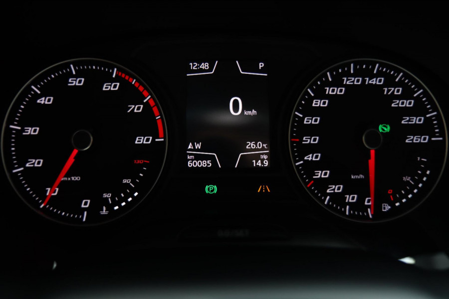 Seat Ateca 1.5 TSI Xcellence / PANODAK / KEYLESS / CAMERA / BEATS /  DODEHOEK