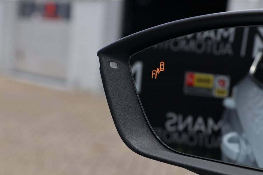 Seat Ateca 1.5 TSI Xcellence / PANODAK / KEYLESS / CAMERA / BEATS /  DODEHOEK