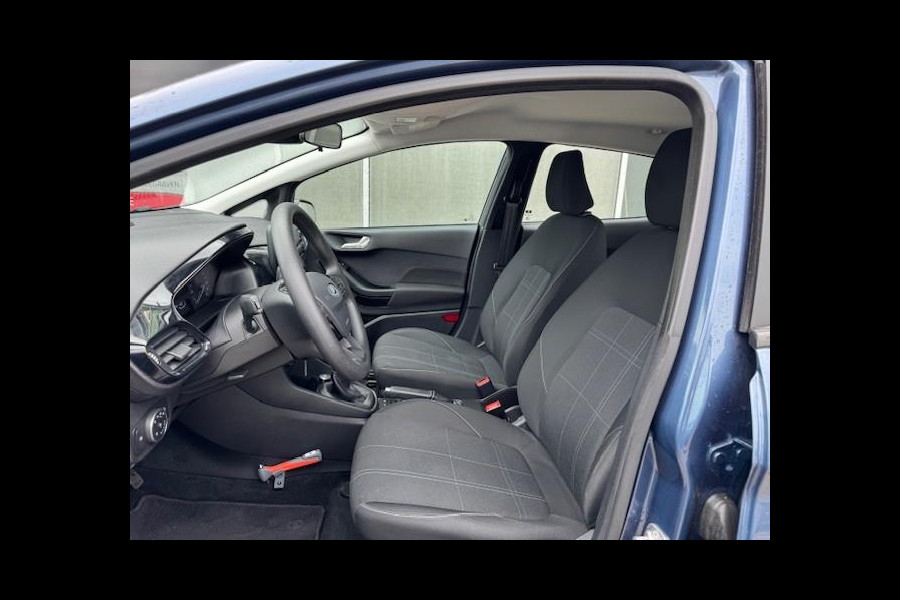 Ford Fiesta 1.1 Trend NL-auto/50.000 km !!!/Trekhaak/Airco/Apple Car&Android