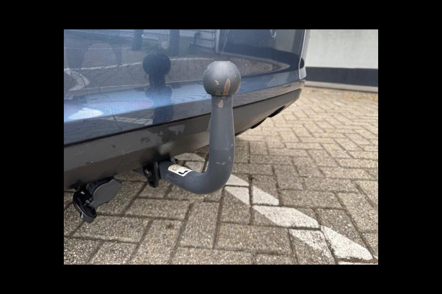Ford Fiesta 1.1 Trend NL-auto/50.000 km !!!/Trekhaak/Airco/Apple Car&Android