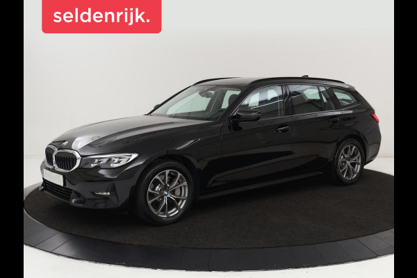 BMW 3-serie 330e Sport Line | Stoelverwarming | Half leder | Carplay | Sportstoelen | Live Cockpit | Sfeerverlichting | Navigatie | Full LED
