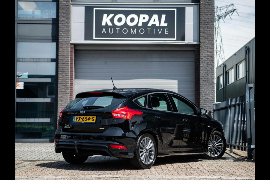 Ford Focus 1.0 ST-Line | Navi | Trekhaak | Cruise | NAP |