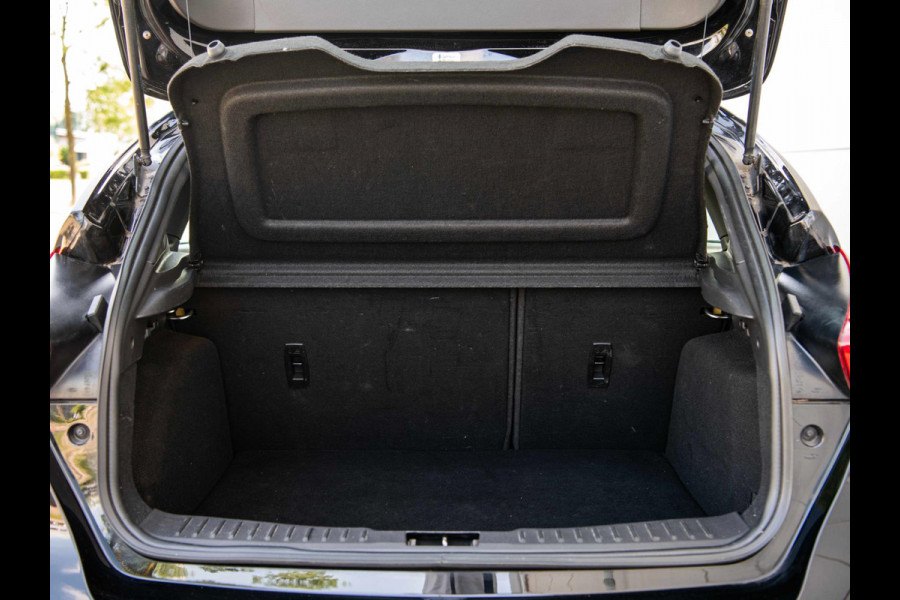 Ford Focus 1.0 ST-Line | Navi | Trekhaak | Cruise | NAP |