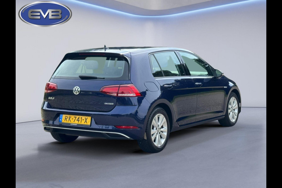 Volkswagen Golf 1.5 TSI 130 pk Comfortline, 5 deurs, navigatie, ecc, Nederlandse auto met nationale auto pas