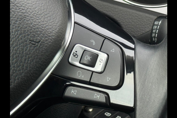 Volkswagen Golf 1.5 TSI 130 pk Comfortline, 5 deurs, navigatie, ecc, Nederlandse auto met nationale auto pas