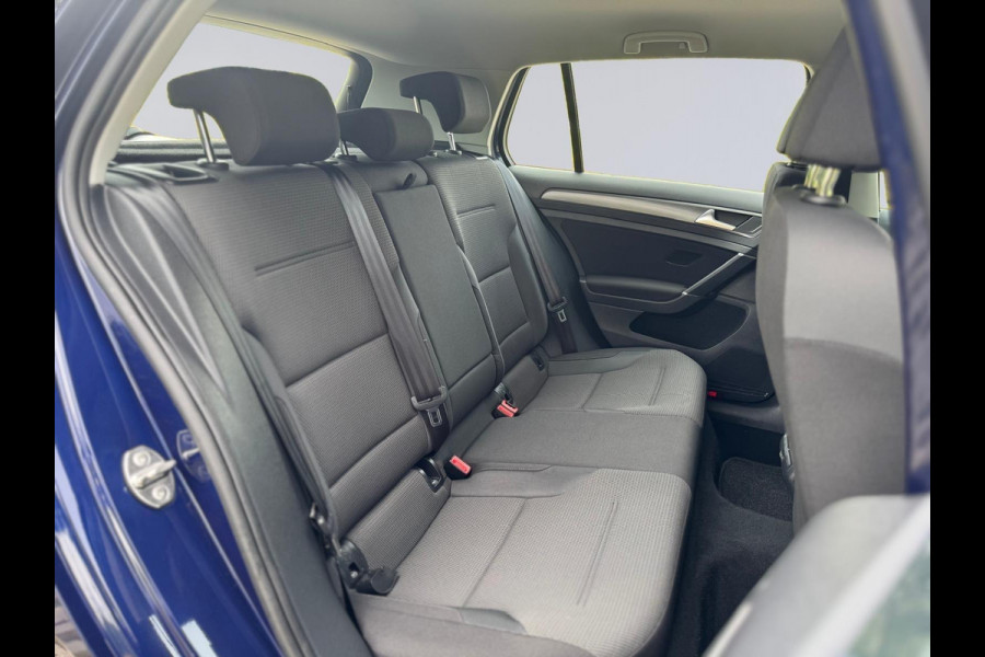 Volkswagen Golf 1.5 TSI 130 pk Comfortline, 5 deurs, navigatie, ecc, Nederlandse auto met nationale auto pas