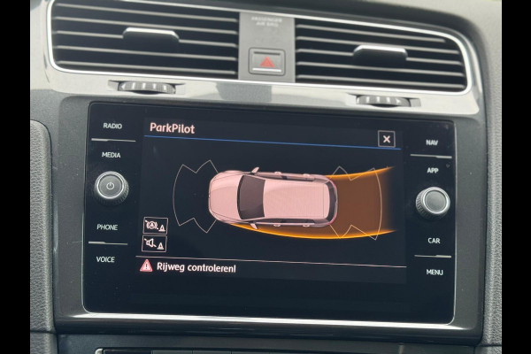Volkswagen Golf 1.5 TSI 130 pk Comfortline, 5 deurs, navigatie, ecc, Nederlandse auto met nationale auto pas