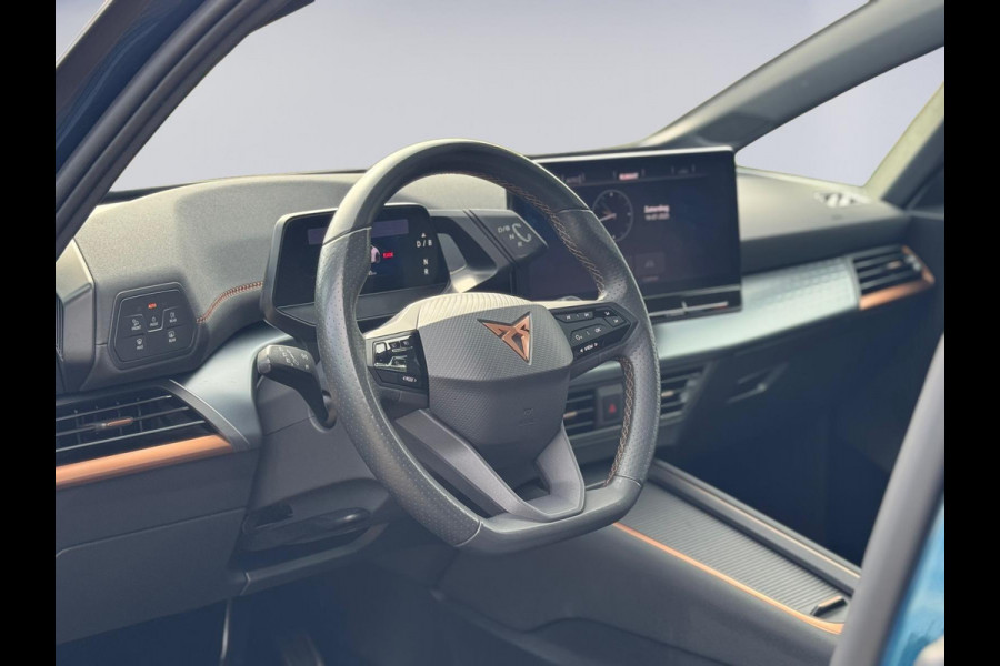 CUPRA Born Copper Edition One 62 kWh, 1e eigenaar,panoramadak, 20 inch, camera, LED verlichting , alle opties,NL auto met nap