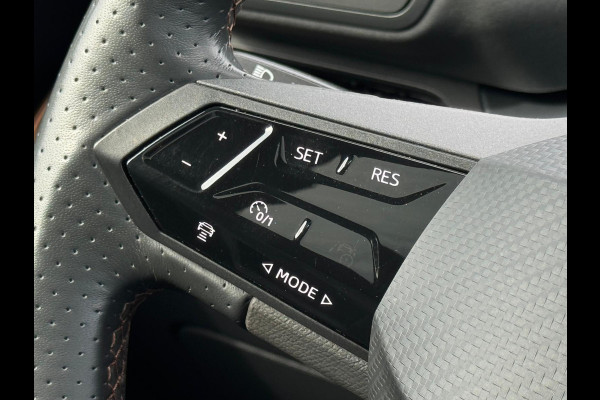 CUPRA Born Copper Edition One 62 kWh, 1e eigenaar,panoramadak, 20 inch, camera, LED verlichting , alle opties,NL auto met nap