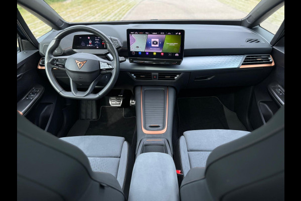 CUPRA Born Copper Edition One 62 kWh, 1e eigenaar,panoramadak, 20 inch, camera, LED verlichting , alle opties,NL auto met nap