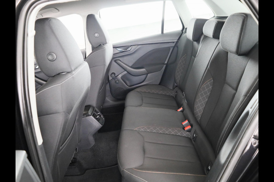 Škoda Kamiq 1.0 TSI Ambition 110 pk | Navigatie via App | Parkeersensoren achter | Apple Carplay/Android Auto | Cruise control | LED koplampen |