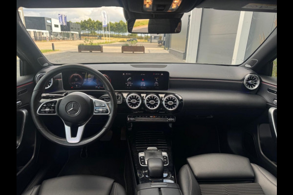 Mercedes-Benz A-Klasse 220 AMG M2020 PANO NAVI CAMERA PDC SPORTVELGEN