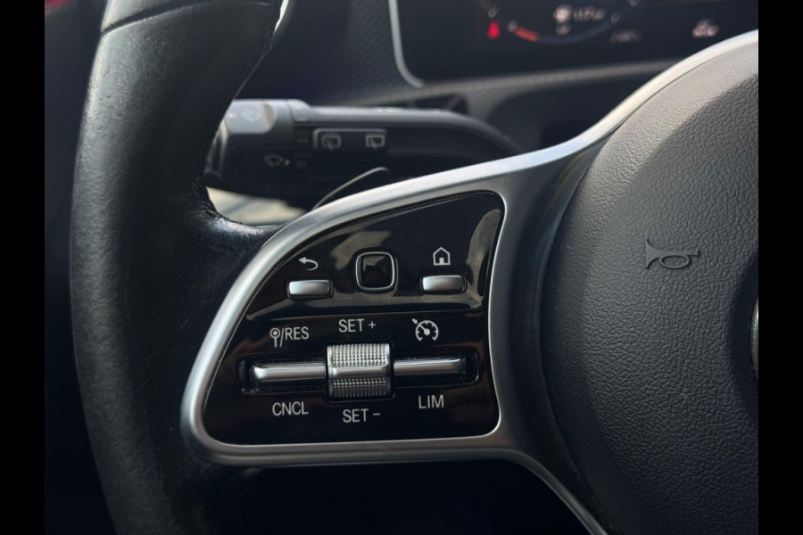 Mercedes-Benz A-Klasse 220 AMG M2020 PANO NAVI CAMERA PDC SPORTVELGEN