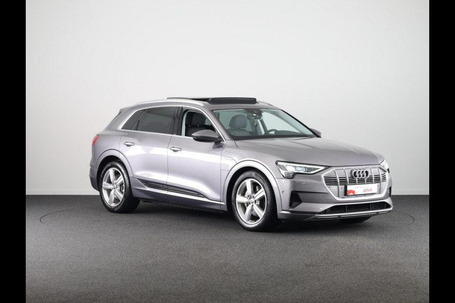 Audi e-tron e-tron 50 quattro Launch edition plus 71 kWh 313pk | Panoramadak | Lederen bekleding | Adaptieve cruise controle | Elektrisch verstelbare voorstoelen | Memory