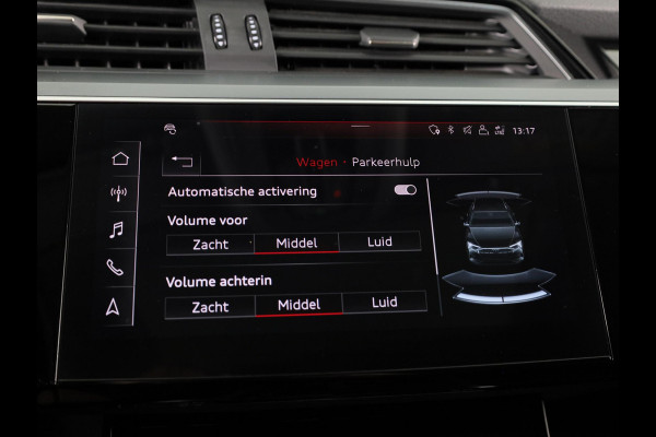 Audi e-tron e-tron 50 quattro Launch edition plus 71 kWh 313pk | Panoramadak | Lederen bekleding | Adaptieve cruise controle | Elektrisch verstelbare voorstoelen | Memory