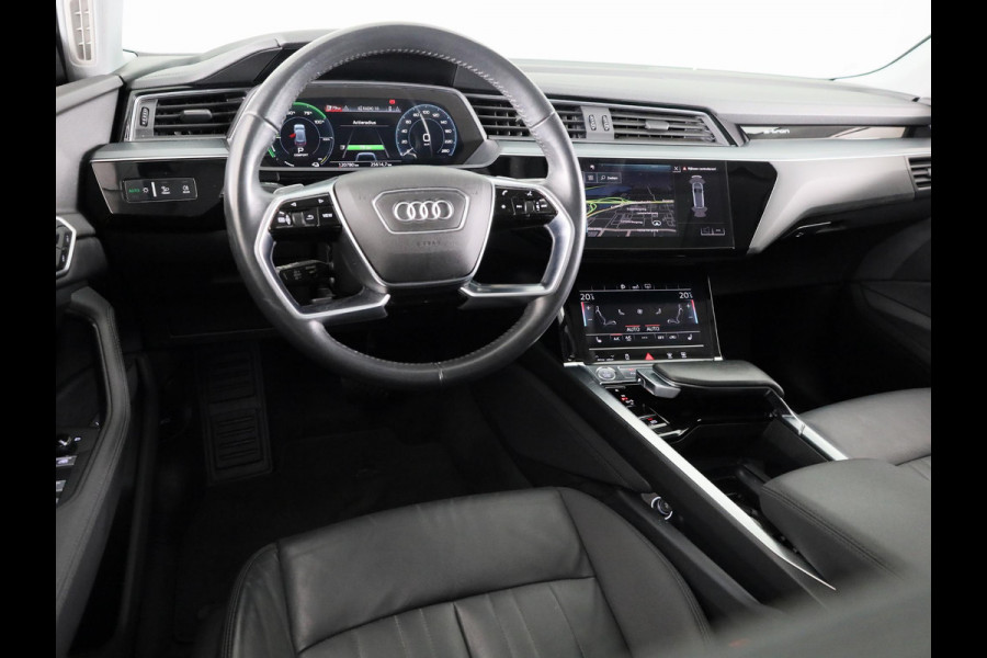 Audi e-tron e-tron 50 quattro Launch edition plus 71 kWh 313pk | Panoramadak | Lederen bekleding | Adaptieve cruise controle | Elektrisch verstelbare voorstoelen | Memory
