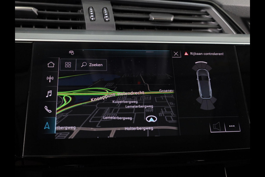 Audi e-tron e-tron 50 quattro Launch edition plus 71 kWh 313pk | Panoramadak | Lederen bekleding | Adaptieve cruise controle | Elektrisch verstelbare voorstoelen | Memory